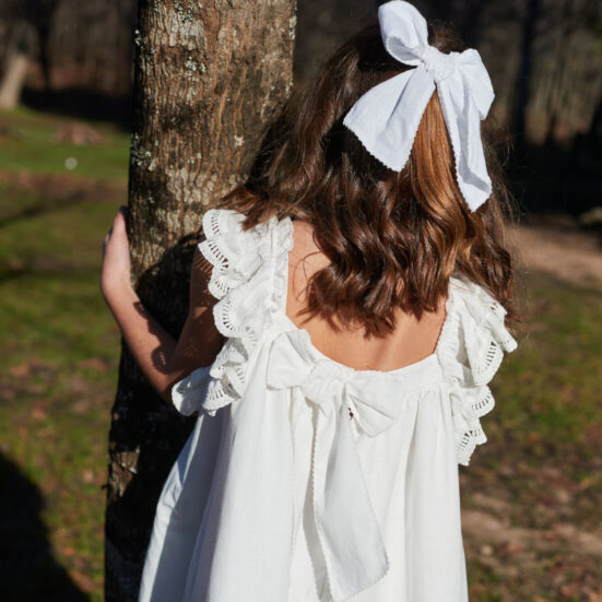 vestido blanco con puntilla ceremonia la martinica verano 2024