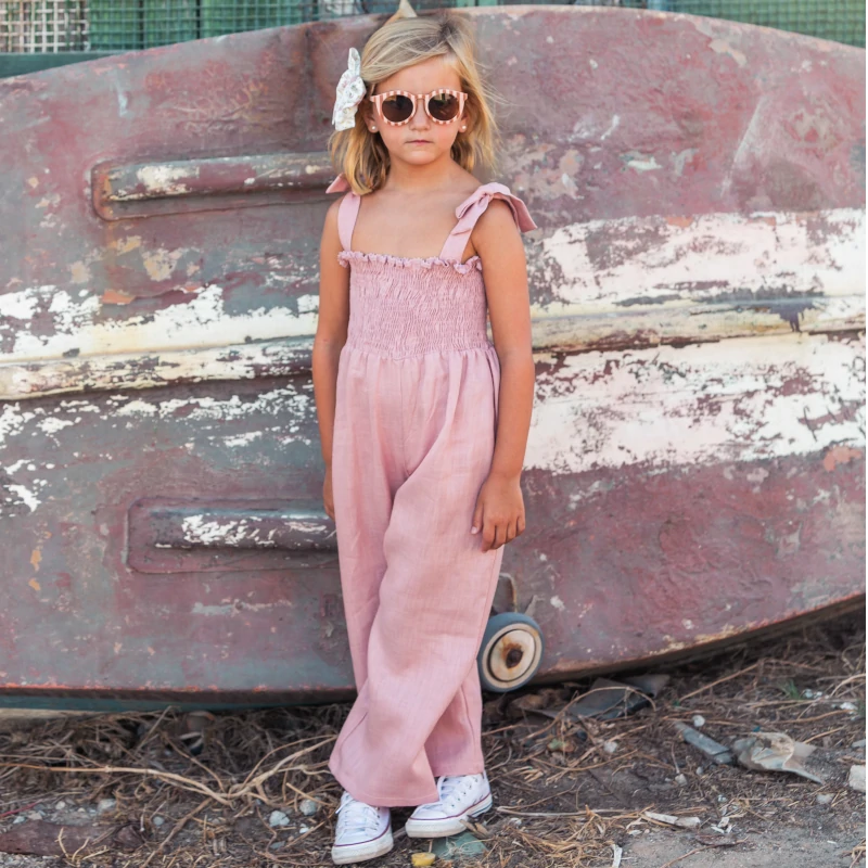 MM-CNJTO-MONO-CHALECO-ROSA conjunto mono rossa y chaleco con capucha liberty, manuela montero, verano 2025