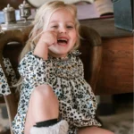 jesusito animal print punto smock, nido abeja, manuela montero, inviierno 2025, moda infantil invierno 2025