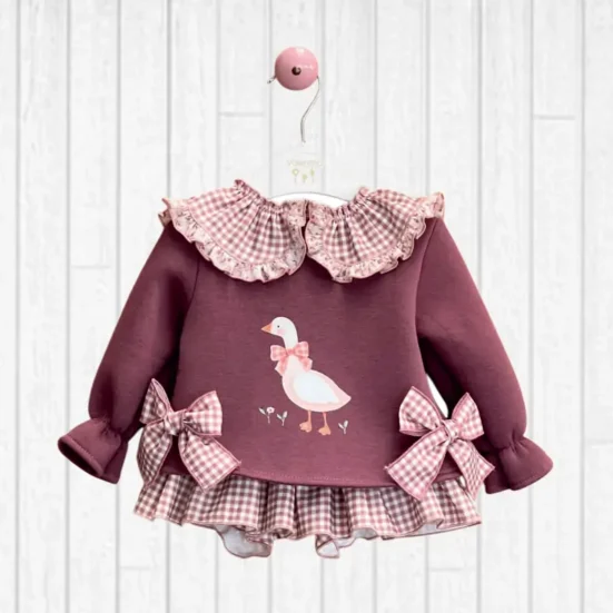 conjunto niña catherine dos piezas sudadera jogging con motivo oca y lazos laterales y braga volante vichy , dibujo oca, valentina bebes moda infantil españa, invierno 2025/26