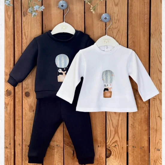 CONJUNTO NIÑO CHANDAL MARINO PANTALON LARGO Y CAMISETA GLOBO, COLECCIÓN MOON VALENTINA BEBES INVIERNO 2025