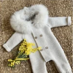 buzo punto pelo nattural beige, martin aranda,invierno 2025