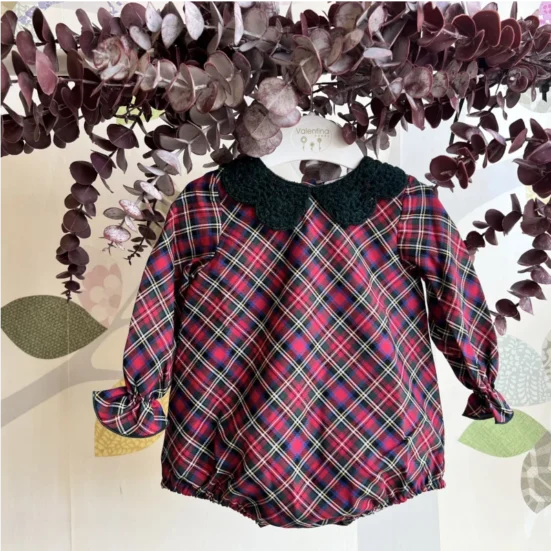 pelele cuadro escoces cuello punto hilton, la martinica invierno 2025, moda infantil española