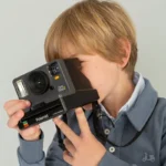 polo azul denim sccotta invierno 2025