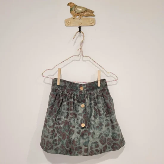 falda camuflaje mia y lia, moda infantil española, invierno 2025