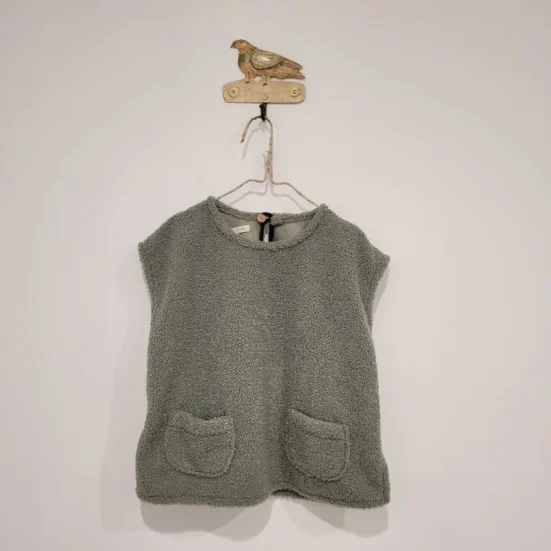 chaleco borreguito verde, mia y lia, invierno 2025, moda infantil española