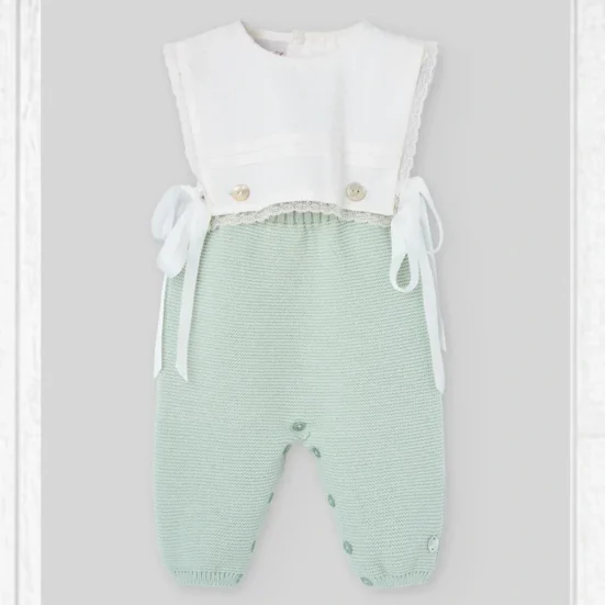 conjunto bebe minino pelele verde desmontable y body crudo, paz rodriguez invierno 2025, moda infantil española