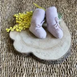 patucos botas rosa empolvado invierno 2025, moda inffantil española, martin aranda