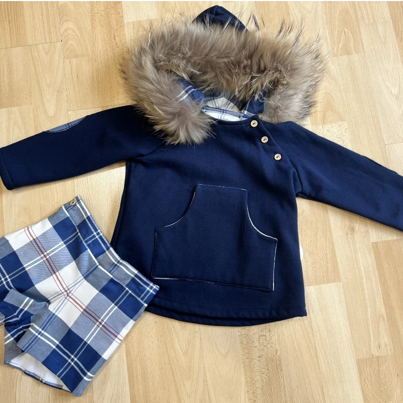 conjunto-sudadera-pelo-natural-la-peppa conjunto niño sudadera marino capucha pelo natural y short cuadros, la peppa, outlet invierno